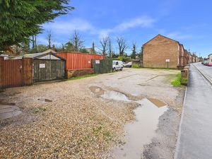 Side Elevation- click for photo gallery